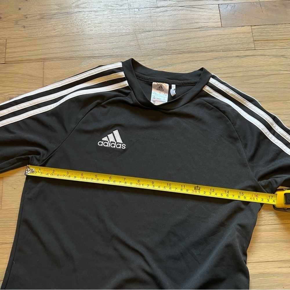 Adidas black and white crew neck tee - Picture 3 of 5